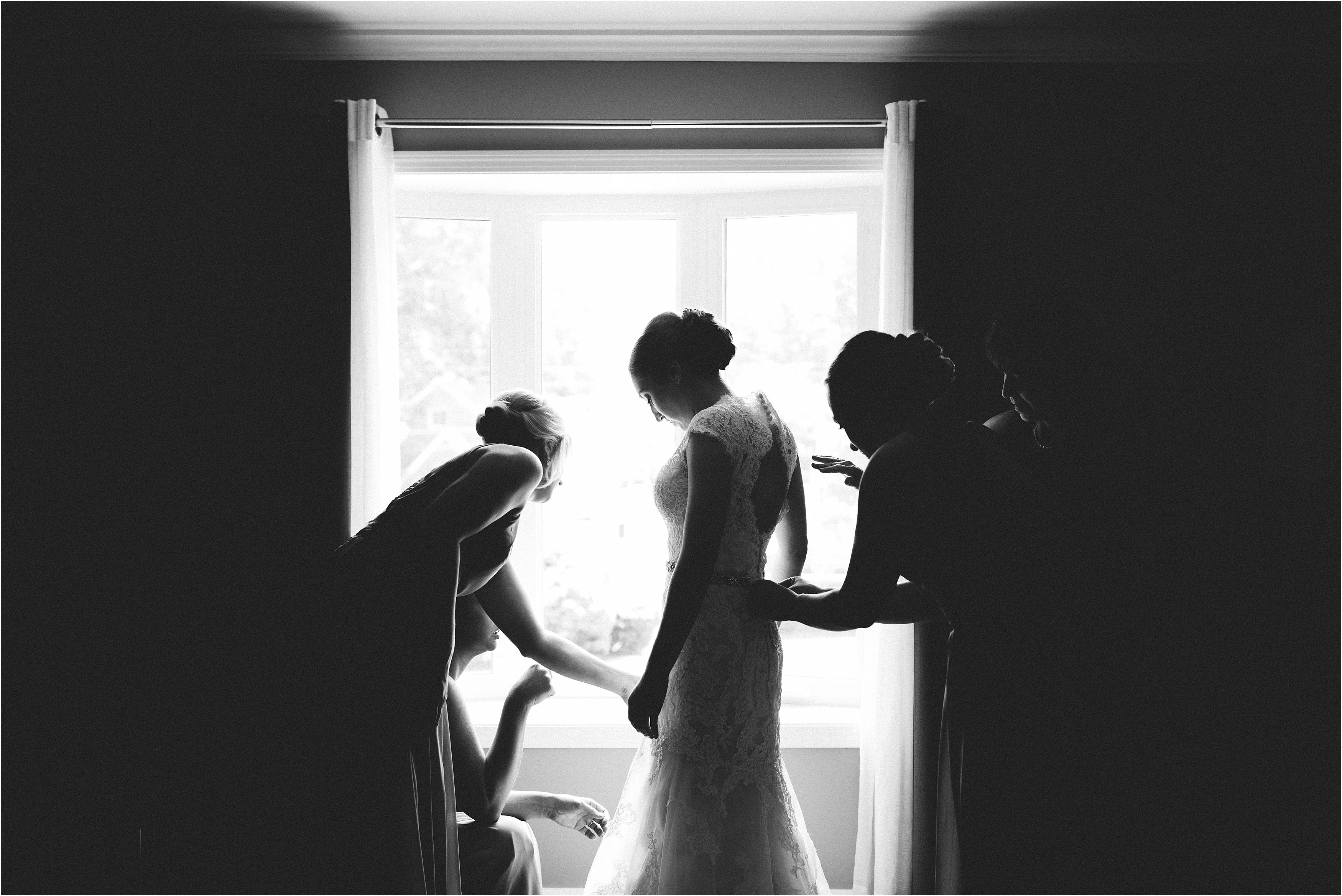 pittsburgh wedding photographer getting ready locations